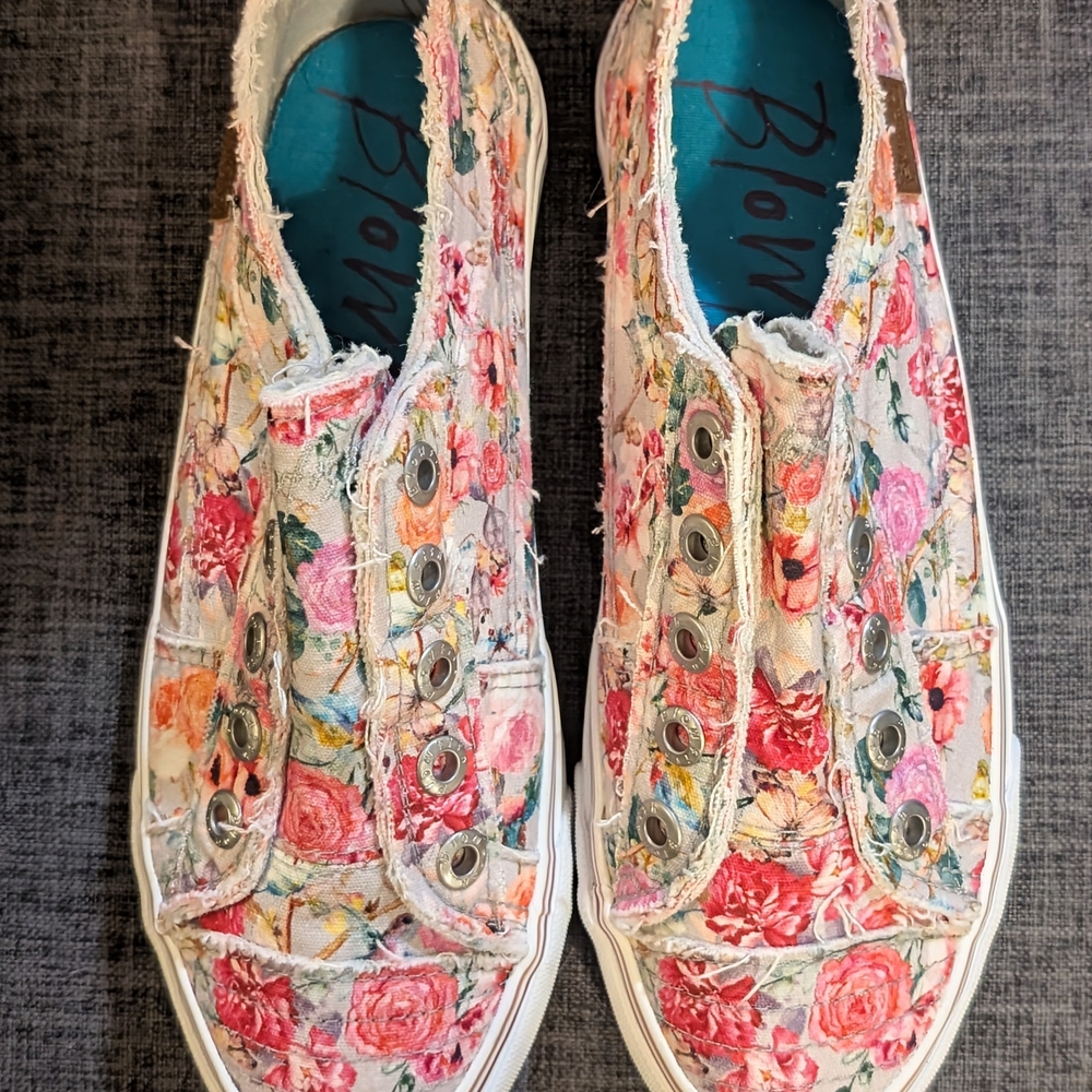 Blowfish Women's Multicolor Floral Sneakers